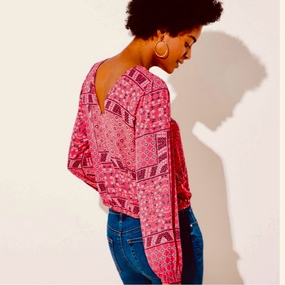 Loft Floral mosaic, Low V Back Blouse  XS Pink Multi Patchwork Boho Crop - Picture 3 of 13